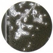 Microscoptic photo showing water with 140 ppm after magnetic treatment